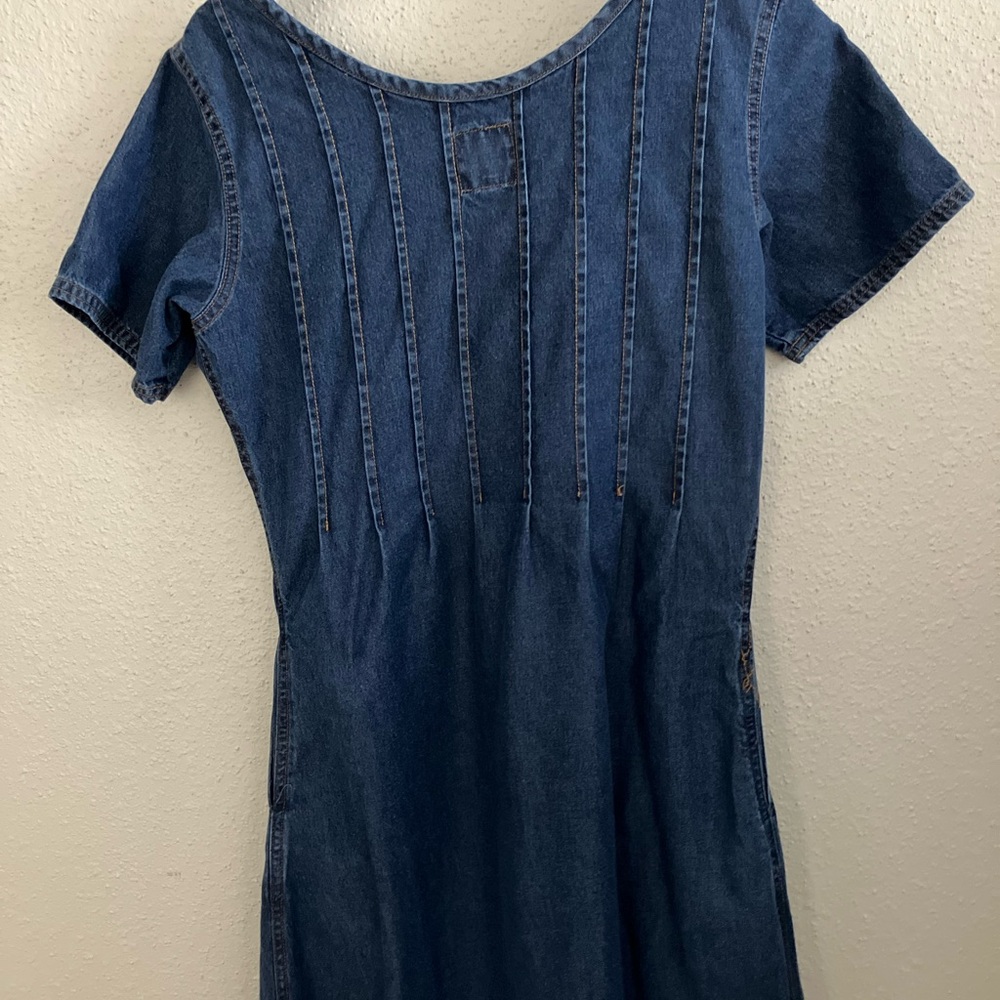 Chambray Denim Pin Tuck Bodice Midi Dress (M) with Scoop Neck by Olive Blues